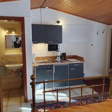 Doppelzimmer / Ederlust Heilungsraeume E.v. Hatzfeld