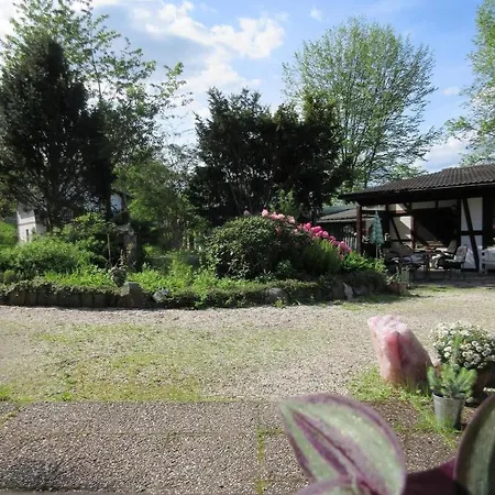 Doppelzimmer / Ederlust Heilungsraeume E.v. Hatzfeld